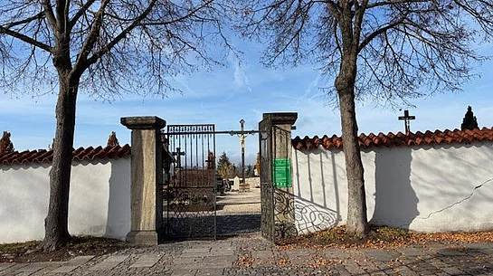Eingangstor Alter Friedhof Eingangstor Alter Friedhof
